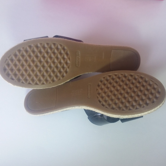 🆕️Aerosoles Double Banded Black Slide Sandals - Picture 7 of 7
